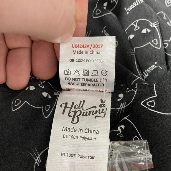 Hell Bunny Shirt Womens Medium Black Cat Print Short Sleeve Button Top Novelty - Picture 9 of 13